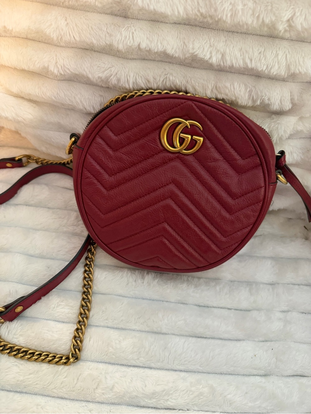 Gucci GG Marmont Mini Round Crossbody